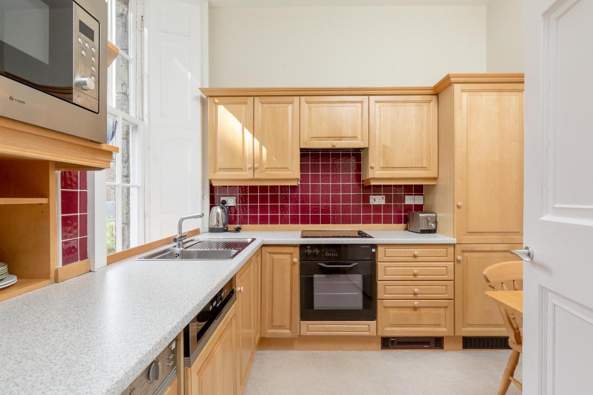 Light And Spacious 2 Bedroom Flat In Heart Of EDI Eksteriør bilde