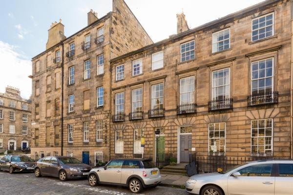 Light And Spacious 2 Bedroom Flat In Heart Of EDI Eksteriør bilde