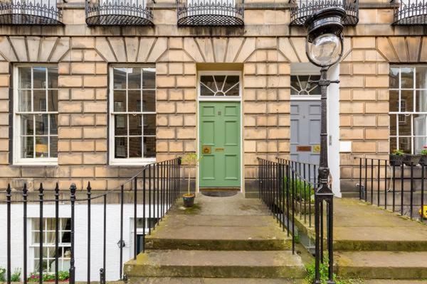 Light And Spacious 2 Bedroom Flat In Heart Of EDI Eksteriør bilde